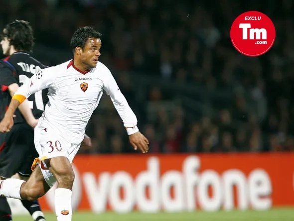 “L’OL était intéressé, l’OM aussi” : bourreau de Réveillère en 2007, Amantino Mancini raconte ses transferts ratés en Ligue 1