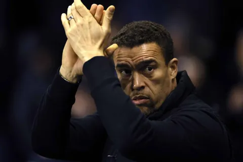 2 sélectionneurs des Bleus, un champion du monde… Valérien Ismaël et les 12 entraîneurs français qui ont coaché en Angleterre