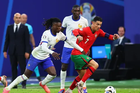 Portugal-France : Camavinga félicite un Bleu qui “a porté ses couilles” !