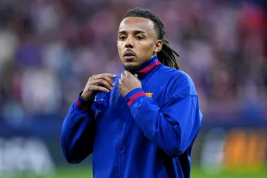 Barça : pour le remplaçant Jules Koundé, un nouveau poste… avant un départ attendu lors du prochain mercato ?
