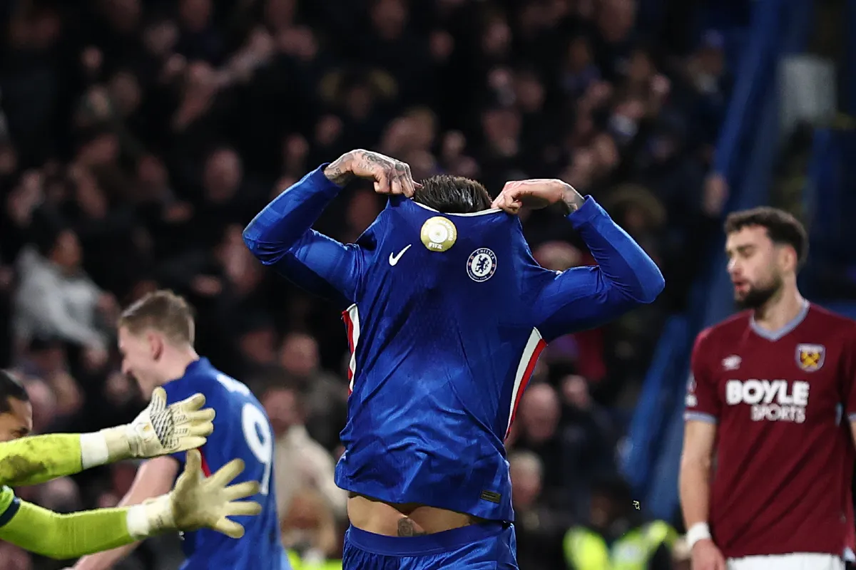 Chelsea : “il ne montre pas d’affection, je veux qu’il parte”, Frank Lebœuf réclame un départ à 139 M€ au mercato