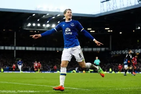 Everton : Barkley attise les convoitises !