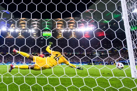 Mbappé sait pourquoi Joao Félix a raté sa tentative !
