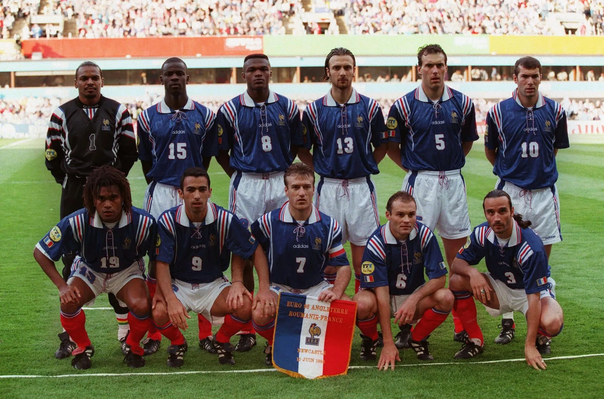 Quel Bleu a eu un accident de voiture juste avant l’Euro 1996, traversé ensuite comme un fantôme (aucun but ni passe décisive) ?