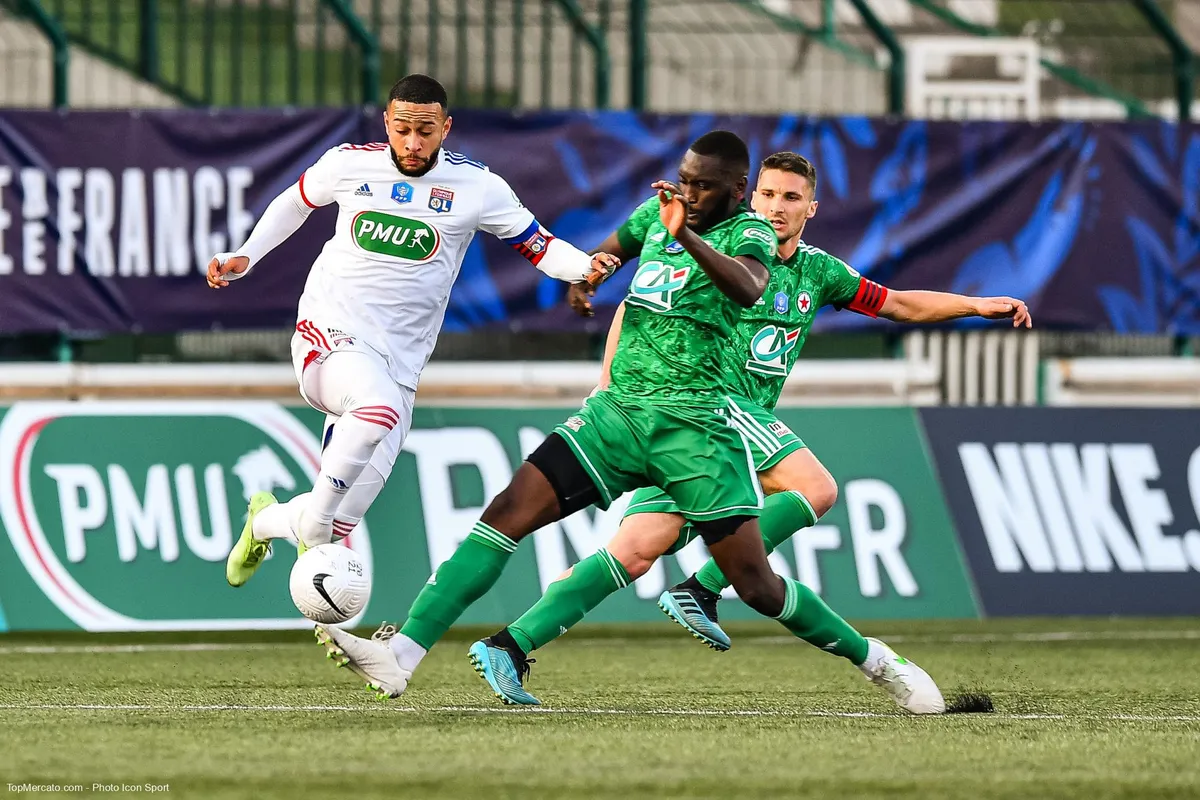 Memphis Depay, Red Star-OL