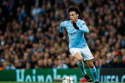 Man City : quand la mère de Leroy Sané complique la prolongation de son fils