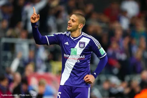Chelsea voudrait tenter sa chance pour Mitrovic