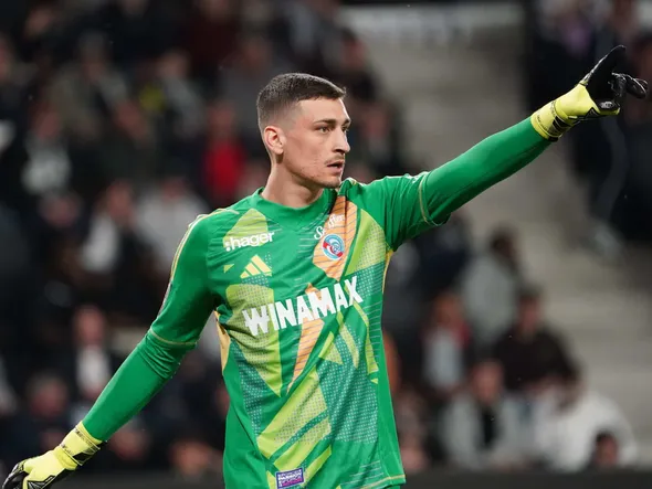 Mercato Strasbourg : Chelsea fixe le prix de Petrovic