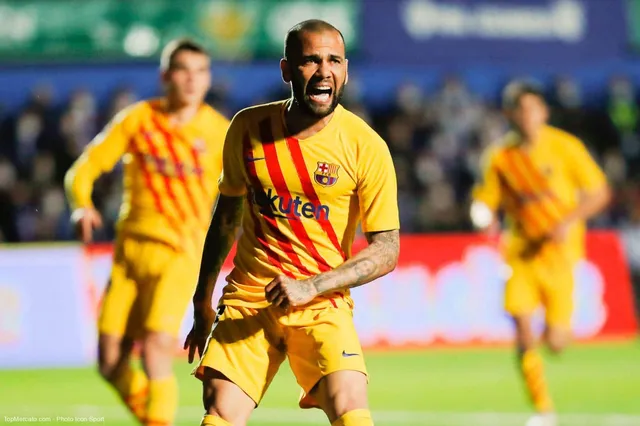 Mercato - Barça : la direction aurait pris une décision pour Dani Alves