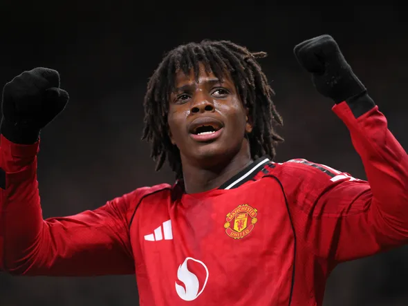 Manchester United : de zéro à héros, Patrick Dorgu tient sa revanche avec les Red Devils