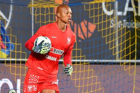 Mercato Rennes : le SRFC veut faire de Leo Kokubo le successeur de Brice Samba, Parme en pole position ?