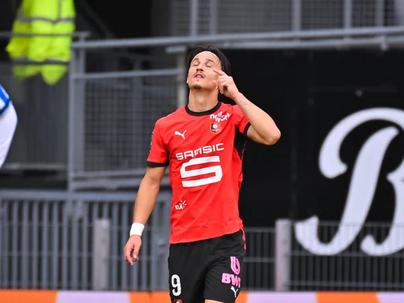 Mercato Rennes : après Man City et Aston Villa, 4 nouveaux clubs de Premier League entrent en lice pour Esteban Lepaul