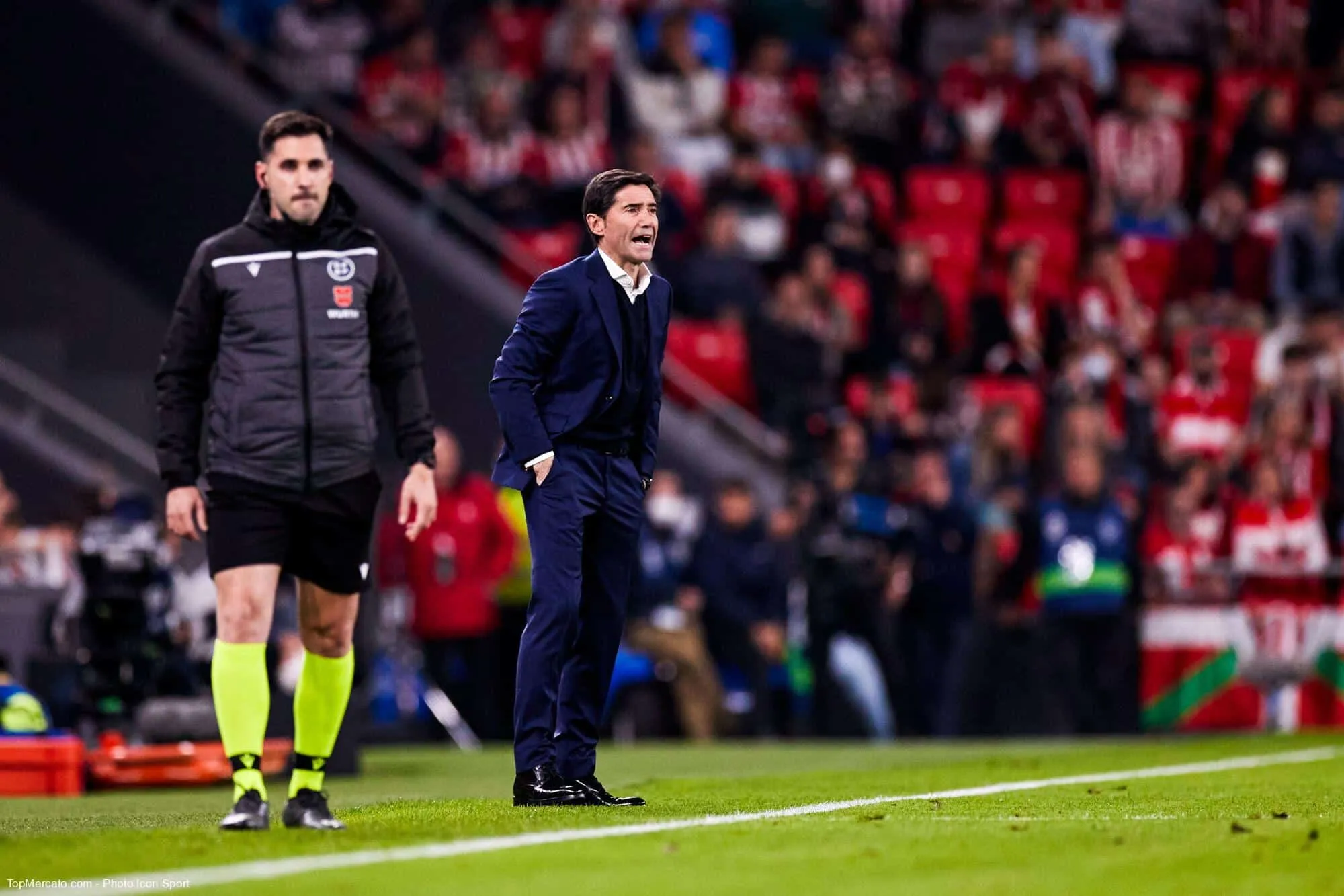 En dirigeant quel club Marcelino a été nommé meilleur entraîneur de la Liga en 2007 ?