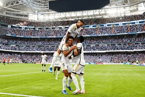 Mercato - Le Real Madrid suit un profil très étonnant !