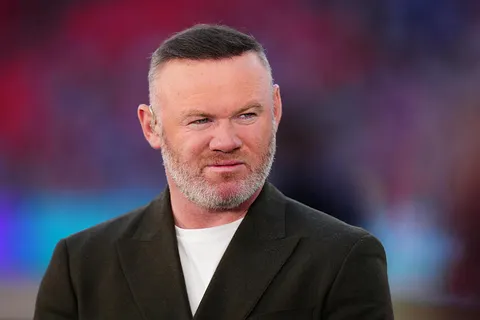 Manchester United : “une grande source d’inquiétude”, Wayne Rooney juge 2 erreurs sur le mercato