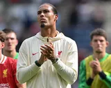 Liverpool : “il peut encore franchir une étape”, le capitaine Virgil van Dijk désigne son successeur potentiel pour le brassard