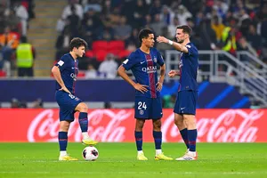 Mercato PSG : Joao Neves a prolongé, négociations au point mort pour un autre milieu