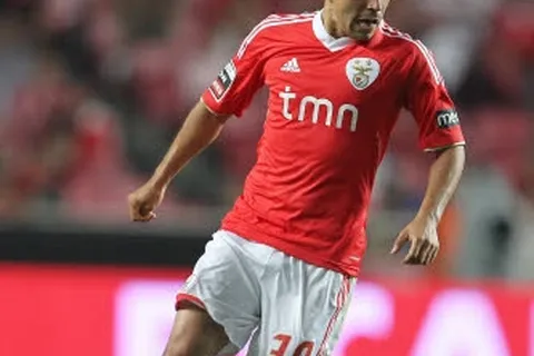 Saviola – Aimar, deux stars en moins au Benfica ?