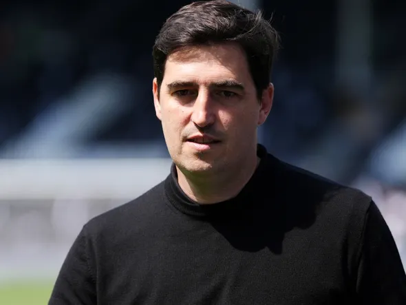 Mercato Liverpool : Iraola s’intéresse à un international français déjà courtisé du temps de Klopp