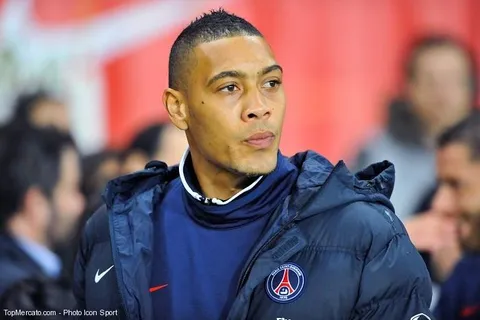 Hoarau toujours en piste au PSG !