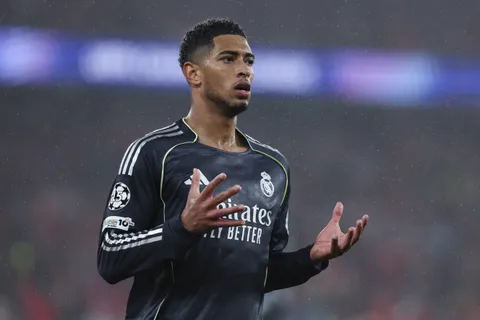 Mercato – Le Real Madrid écoute des offres à 100 M€ pour Bellingham