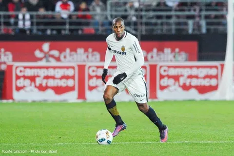 Monaco : déjà trois offres pour Sidibé ?