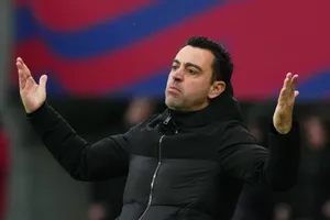Barça : “ils ont raconté que je voulais vendre 10 joueurs”… Xavi vide enfin son sac deux ans après son départ