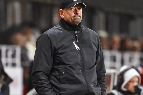 Brest – “On prend trop de buts”, le mercato défensif en question après la défaite contre Nice