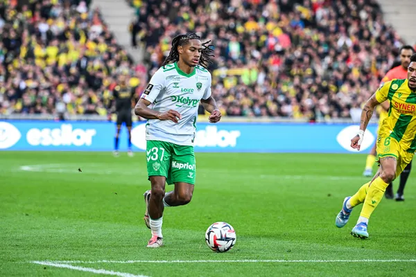 Mathis Amougou ASSE Saint-Etienne
