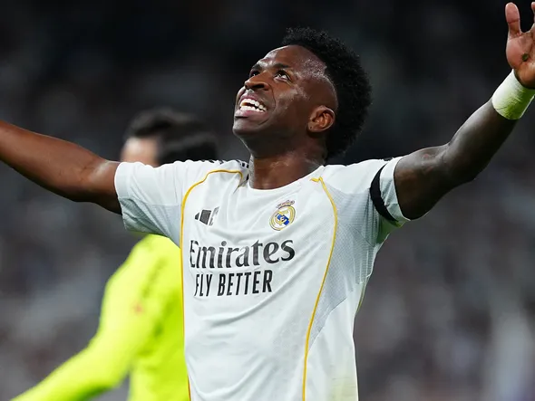 Mercato Real Madrid : le PSG parmi les 7 clubs approchés pour Vinicius