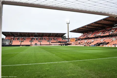 Officiel Mercato - Lorient : un latéral brésilien rejoint les Merlus