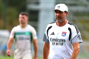 Mercato OL : “bien sûr que je réfléchirai”, un remplaçant ouvre la porte à un départ