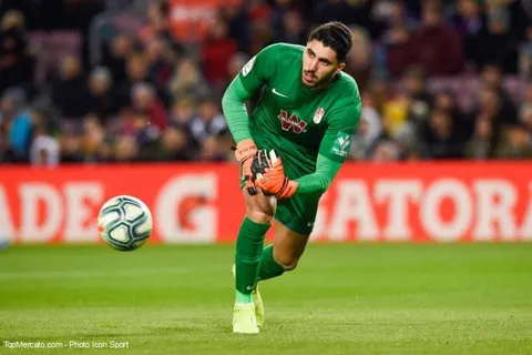 Rennes : un gardien portugais pour remplacer Mendy ?