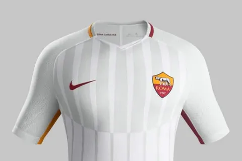 AS Rome : la Louve dévoile son maillot extérieur