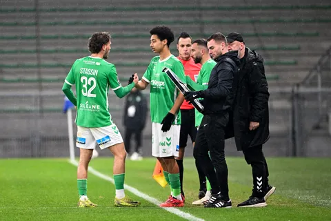 Mercato ASSE : zéro temps de jeu pour Djylian N’Guessan mais un beau transfert cet hiver ?