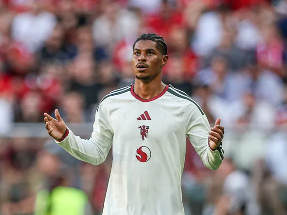 Mercato Manchester United : une étonnante rumeur avec Rashford resurgit au Barça !