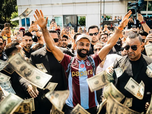 Mohamed Salah mieux payé à Trabzonspor que 99% des joueurs de L1 : comment les clubs turcs parviennent à offrir des salaires aussi élevés