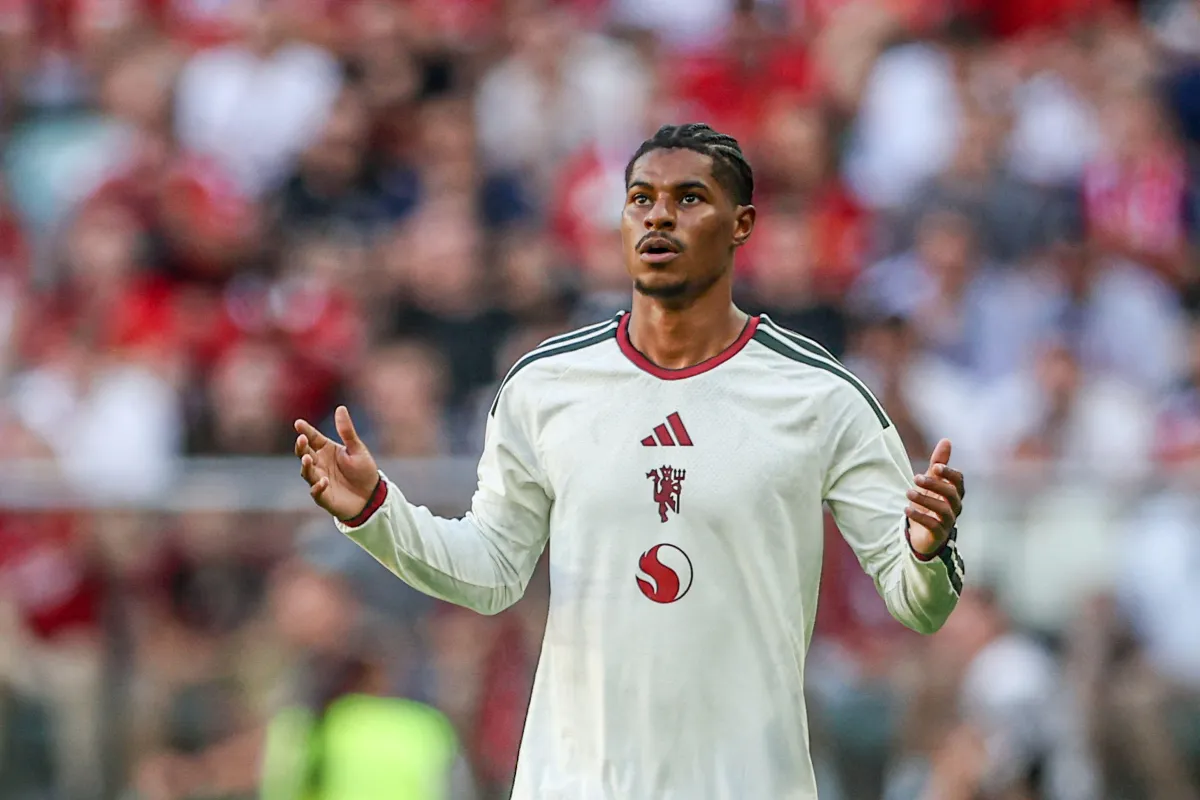 Manchester United : “on dirait qu’il porte le poids du monde”… Un Ballon d’Or a de la peine pour Rashford