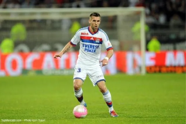 OL : Réveillère est à Paris !