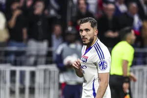 Mercato OL : le futur choix de Cherki influencé par Ekitike ?