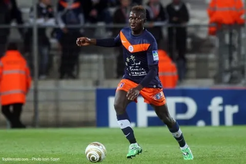 Yanga-Mbiwa face à un dilemme lors du mercato