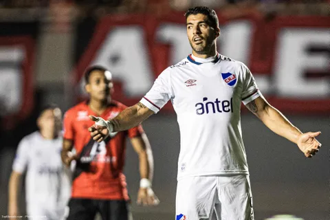 Officiel Mercato - Le nouveau club de Luis Suarez dévoilé !