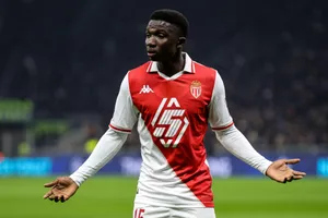 Mercato Monaco : une nouvelle place forte de Premier League entre en lice pour Lamine Camara