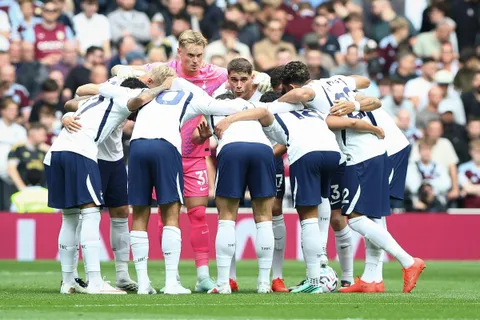 Manchester United et Liverpool prêts à bondir sur le nouveau capitaine de De Zerbi !