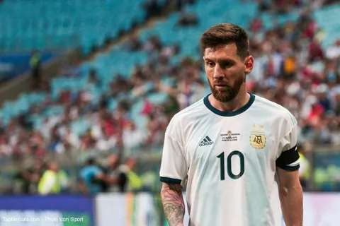 Barça : Messi taclé par un ancien international argentin
