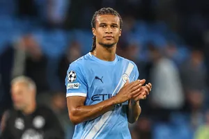 Mercato – Fenerbahçe annonce le transfert de Nathan Aké, Manchester City dément !