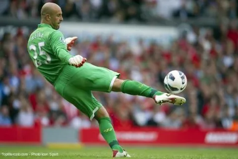 Liverpool : Reina garde espoir pour la suite