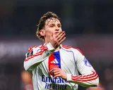 Mercato – 7 clubs de Premier League frappent à la porte pour Tyler Morton, l’OL dévoile son prix