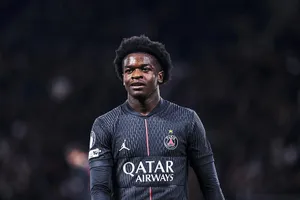 Mercato PSG : 2 clubs de Ligue 1 se positionnent sur le prometteur Quentin Ndjantou