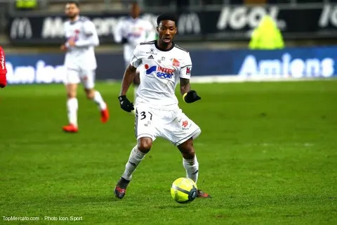 Nancy : Gakpé va décliner l’ASNL pour un club belge